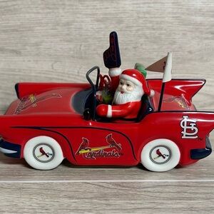 Danbury Mint 2010 Cardinals Victory Car Christmas Ornament 
Excellent condition